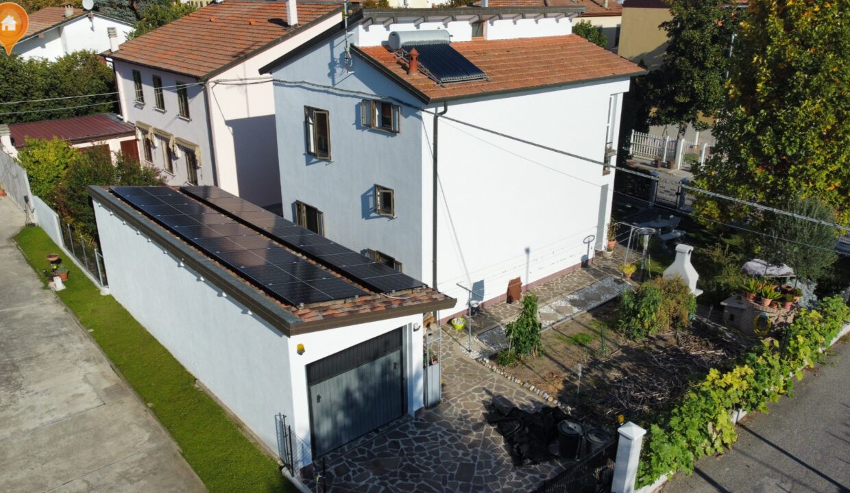 2A)ESTERNO FOTOVOLTAICO