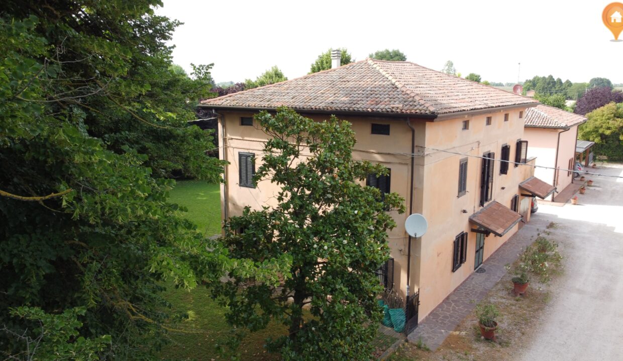 DCIM100MEDIADJI_0438.JPG